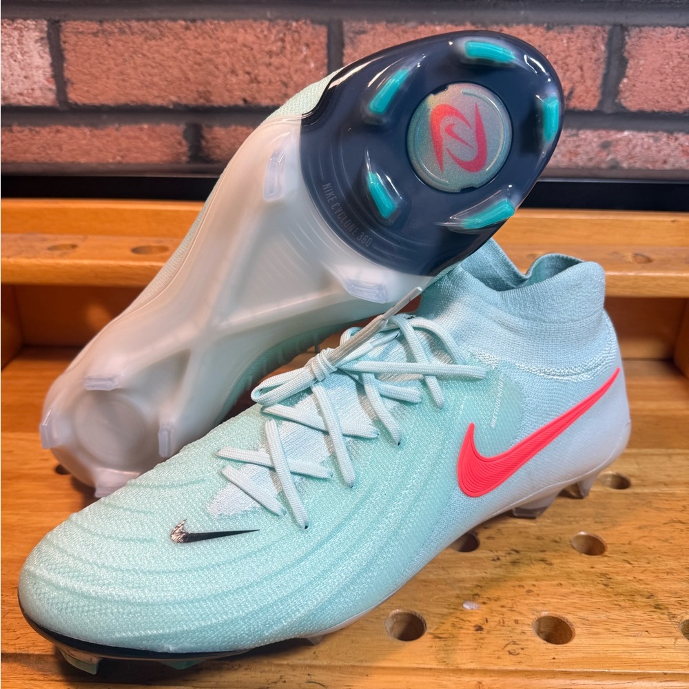 Nike Phantom Luna 2 Elite SG Pro Mint Soccer Cleats Made in Bosnia Sz. 13